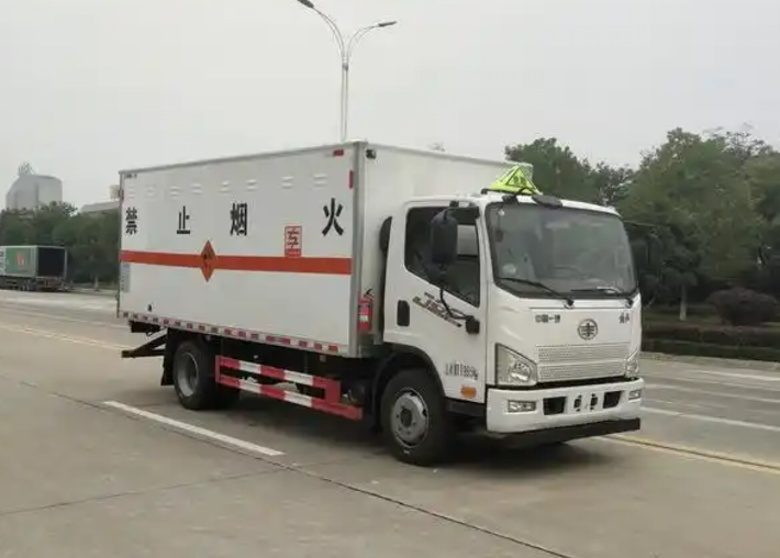 湖南爆破器材运输车可以上高速吗？