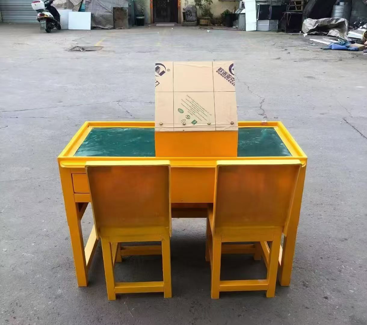 湖南防静电导通桌井下煤矿火工品发放桌：危险品流转的安全守护者